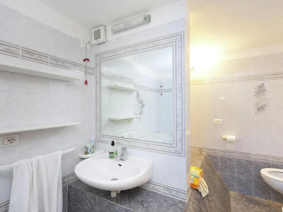 Welcoming Apartment In Valbrona With Pool 0*,