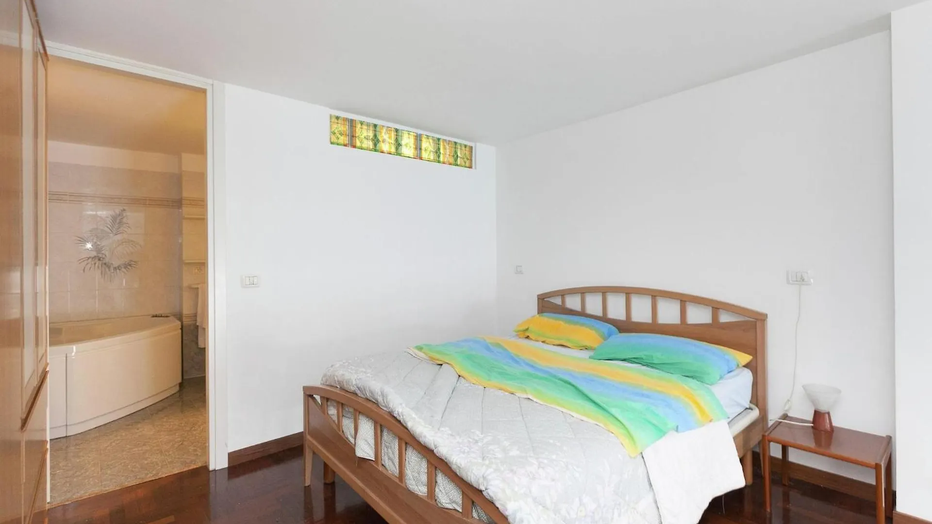 Welcoming Apartment In Valbrona With Pool 0*,